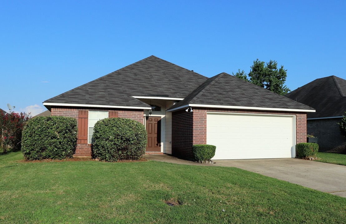 634 Whitefield Ln in Bossier City, LA - Foto de edificio