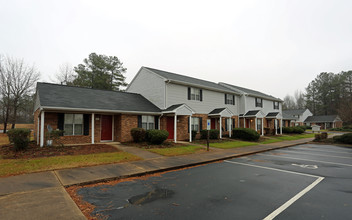 Pinebluff in Wadesboro, NC - Building Photo - Building Photo