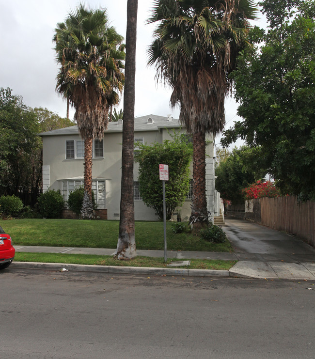 1754 Van Ness Ave in Los Angeles, CA - Building Photo - Building Photo