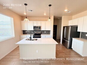 2086 Meteor St in Las Cruces, NM - Building Photo - Building Photo