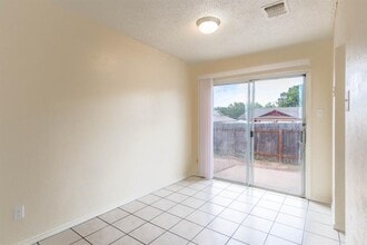 1915 Prairie Knoll Ct in Austin, TX - Building Photo - Building Photo