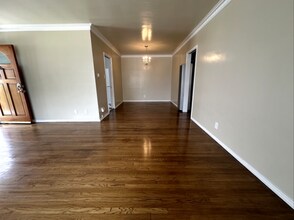 4068 9th Ave in Los Angeles, CA - Building Photo - Building Photo
