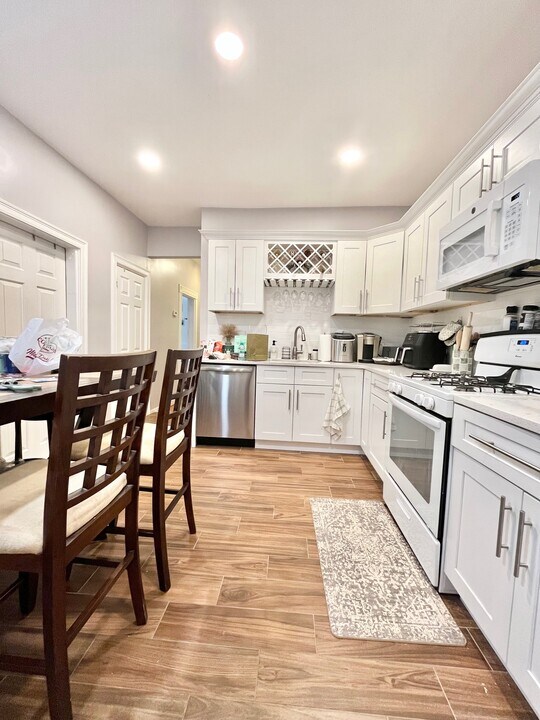 15 Sewall St, Unit 1 in Boston, MA - Building Photo