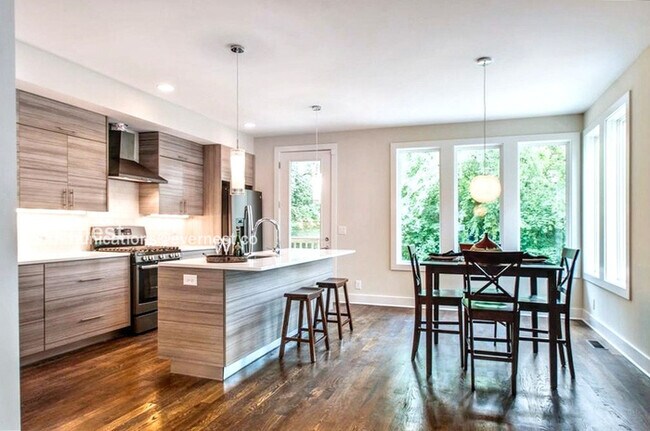 1804 Cahal Ave in Nashville, TN - Building Photo - Building Photo