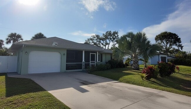 4180 Pompano Rd in Venice, FL - Building Photo - Building Photo