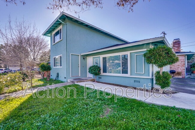 property at 903 Suntree Ct