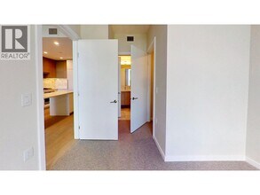 2186 Gilmore Ave in Burnaby, BC - Building Photo - Building Photo