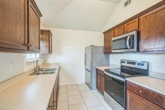 224 Amber Ln in Jarrell, TX - Building Photo - Building Photo