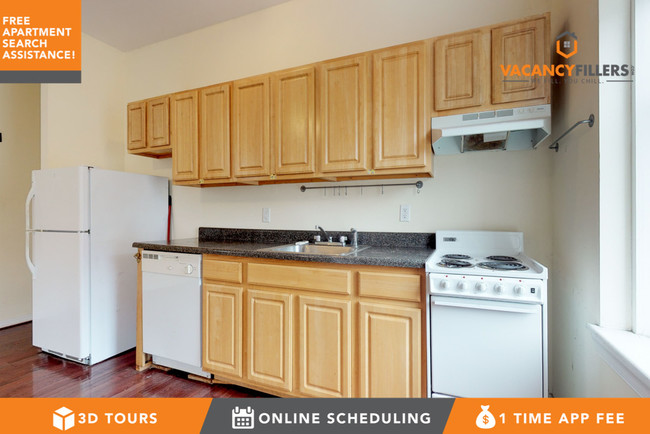 13 E Read St-Unit -6 in Baltimore, MD - Building Photo - Building Photo