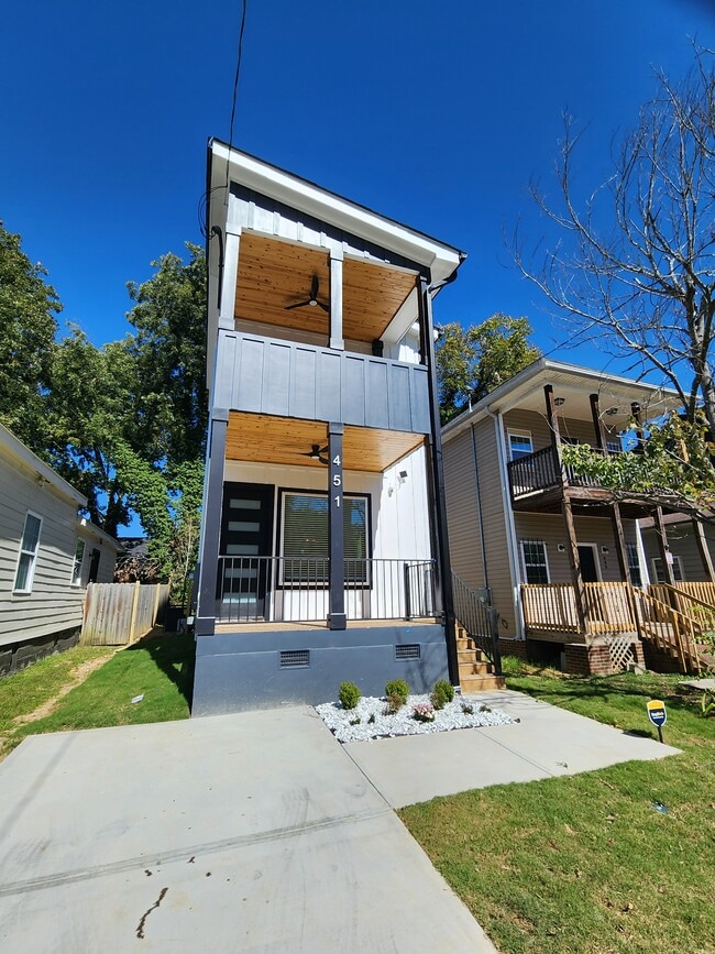 property at 451 Mary St SW