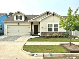2017 Chandler Dr in Denton, TX - Building Photo