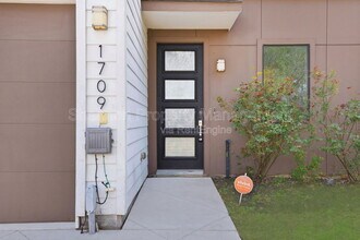 1709 Cedrocanna Ln in Houston, TX - Building Photo - Building Photo