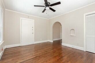 5900 Oram St, Unit 8 in Dallas, TX - Building Photo - Building Photo