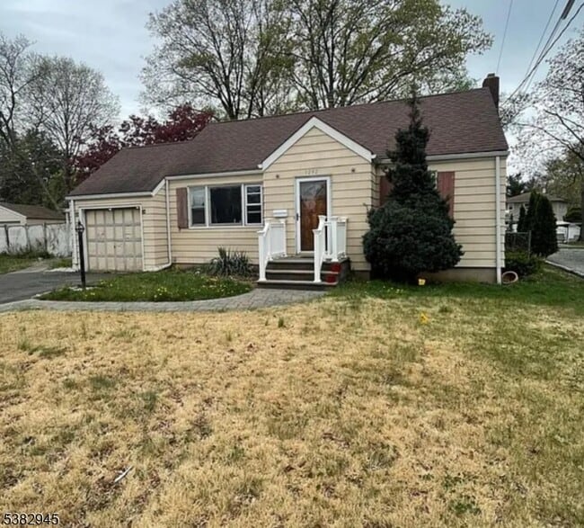 property at 1292 Crescent Ave