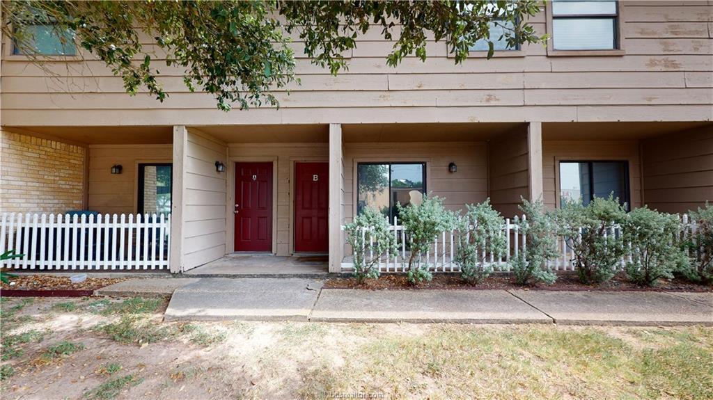 200 Lincoln Ave in College Station, TX - Foto de edificio