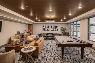 Viva Bene 55+ Active Adult Apartment Homes in St. Peters, MO - Foto de edificio - Building Photo