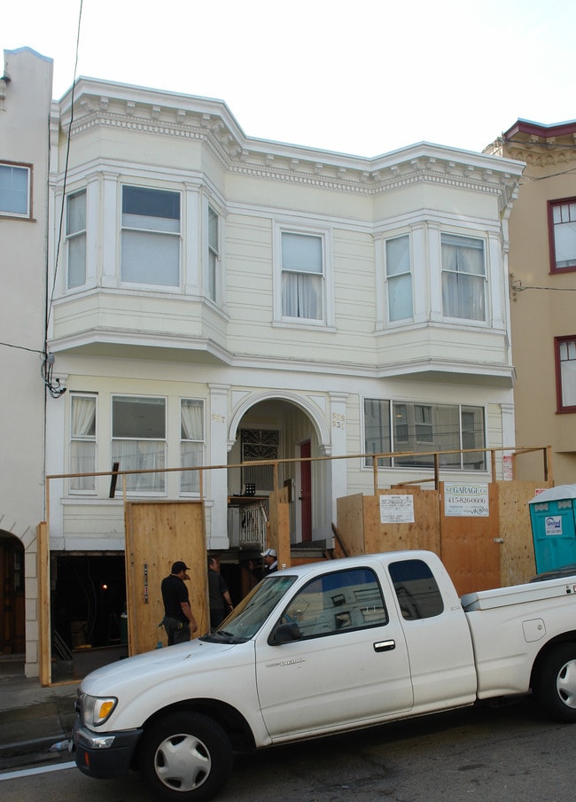 927-933 Greenwich St in San Francisco, CA - Building Photo - Building Photo