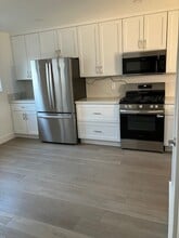 510 Island View Cir in Port Hueneme, CA - Building Photo - Building Photo