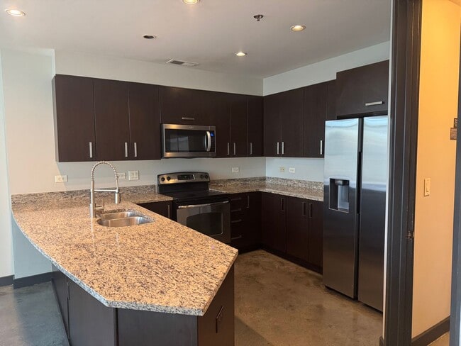 1508 Demonbreun St in Nashville, TN - Building Photo - Building Photo