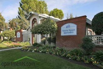 Victoria Square Apartments in Reedley, CA - Building Photo - Building Photo