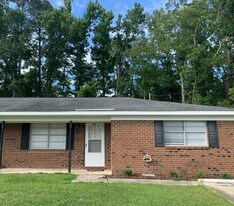 106 Mayberry Ct in Wilmington, NC - Building Photo