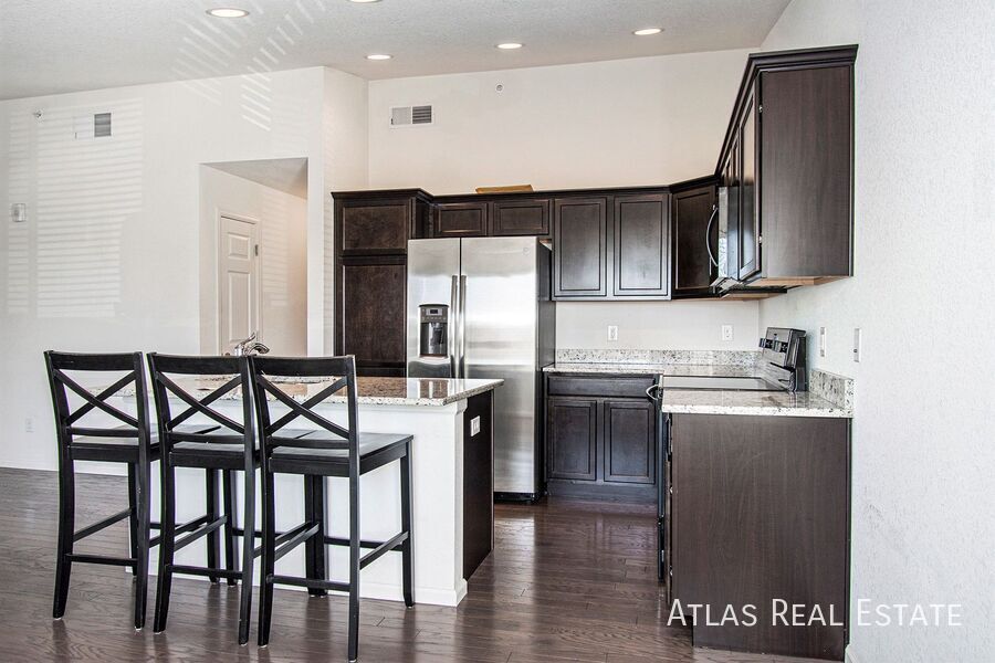 15165 E 16th Pl in Aurora, CO - Building Photo