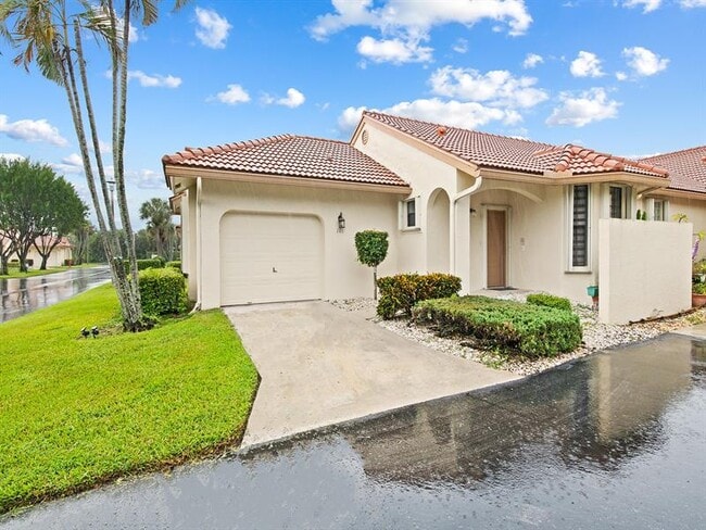 8292 Waterline Dr in Boynton Beach, FL - Building Photo - Building Photo