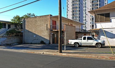 1207 Rycroft St in Honolulu, HI - Building Photo - Building Photo