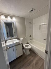 2010 Estrada Pkwy, Unit 06-209 in Irving, TX - Building Photo - Building Photo