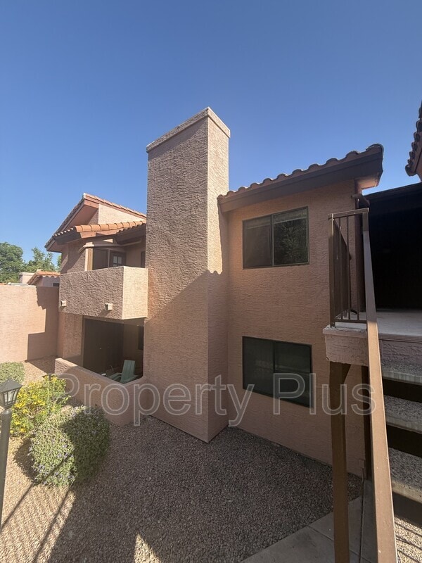 property at 1075 E Chandler Blvd