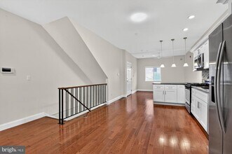 1802 E Huntingdon St in Philadelphia, PA - Building Photo - Building Photo