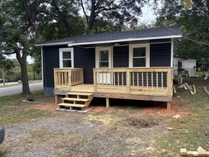 545 S Green St in Statesville, NC - Building Photo - Building Photo