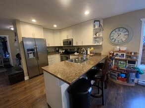 2070 Dover St in Sooke, BC - Building Photo - Building Photo