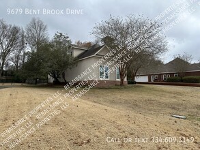 9679 Bent Brook Dr in Montgomery, AL - Foto de edificio - Building Photo