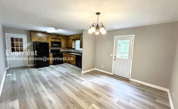 107 Laferry Ln in Ringgold, GA - Building Photo - Building Photo
