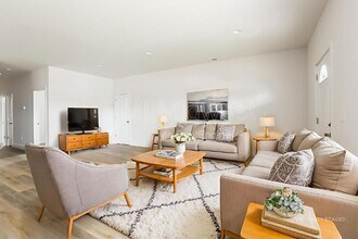 1705 Broad Ripple Ave in Indianapolis, IN - Foto de edificio - Building Photo