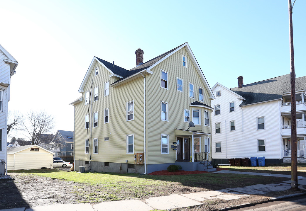 146-148 Black Rock Ave in New Britain, CT - Building Photo