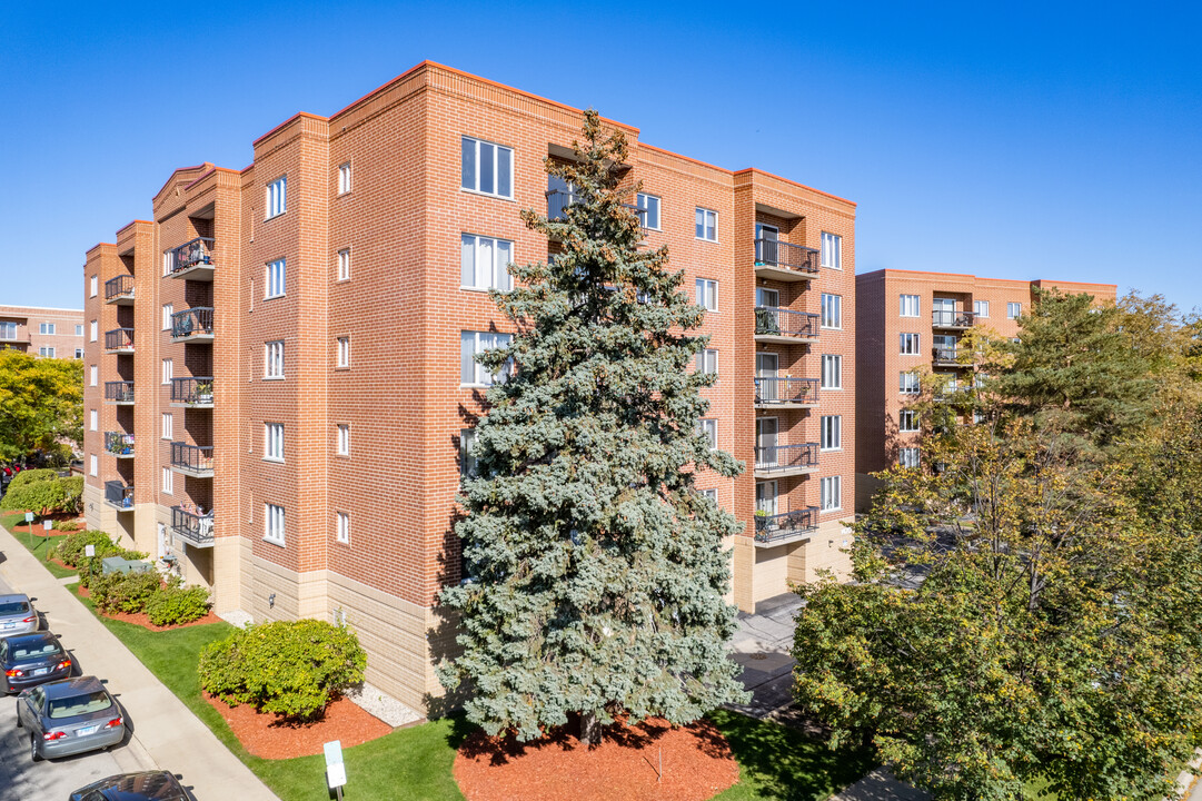 Jefferson Walk West in Des Plaines, IL - Foto de edificio