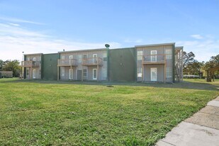 The Landings at Red Rock in Tullahoma, TN - Building Photo