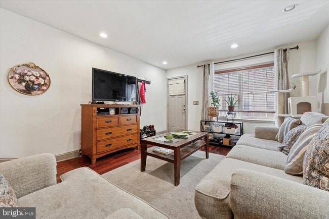 2423 S Bancroft St in Philadelphia, PA - Building Photo - Building Photo