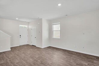 138 Sweet Cherry Ln in Summerville, SC - Building Photo - Building Photo