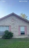 2323 Spring Dusk Dr in Spring, TX - Building Photo