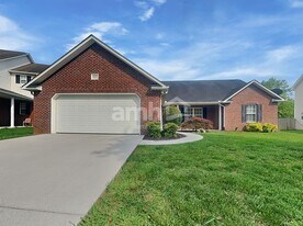 6560 Gentlewinds Dr in Knoxville, TN - Building Photo