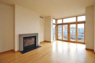 1133 NW 11th Ave in Portland, OR - Building Photo - Building Photo