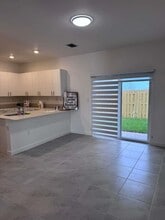 2721 SE 26th Rd in Homestead, FL - Building Photo - Building Photo