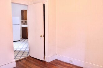 9 Myrtle St, Unit 4 in Boston, MA - Building Photo - Building Photo