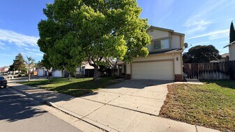 5100 Kegan Ln in Oakley, CA - Building Photo