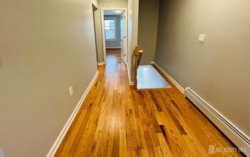 352 Keene St in Perth Amboy, NJ - Building Photo - Building Photo
