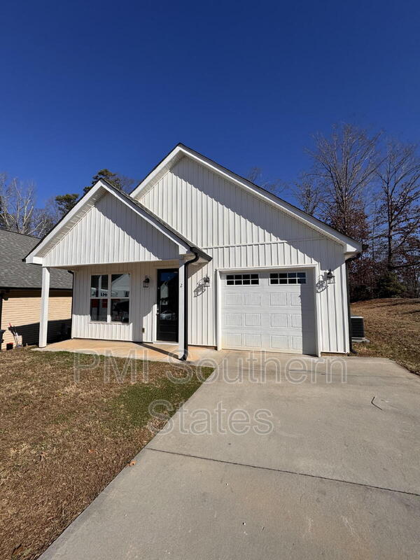 property at 2 Solis Ct