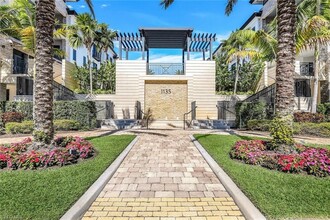 1135 3rd Ave S, Unit 206 in Naples, FL - Building Photo - Building Photo
